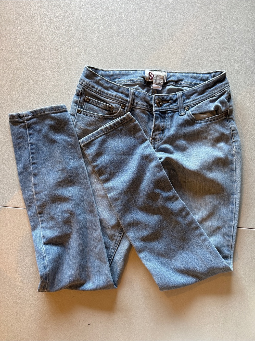 So Women's Light Blue Skinny Jeans - Size 3